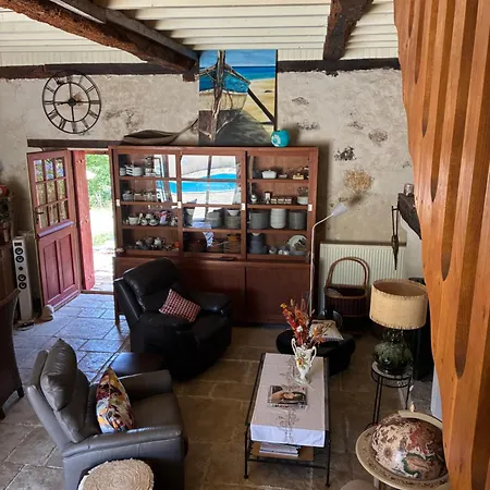 Bed & Breakfast D'hotes Douceur 2 Pers Piscine Et 3*